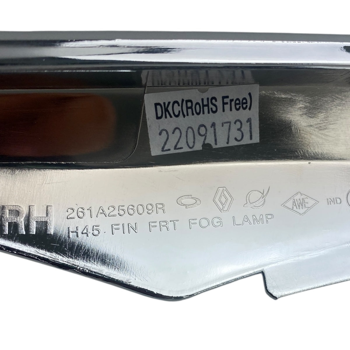 Pièce d'origine Baguette chromée avant droite pour Renault Koleos I restylé 261A25609R