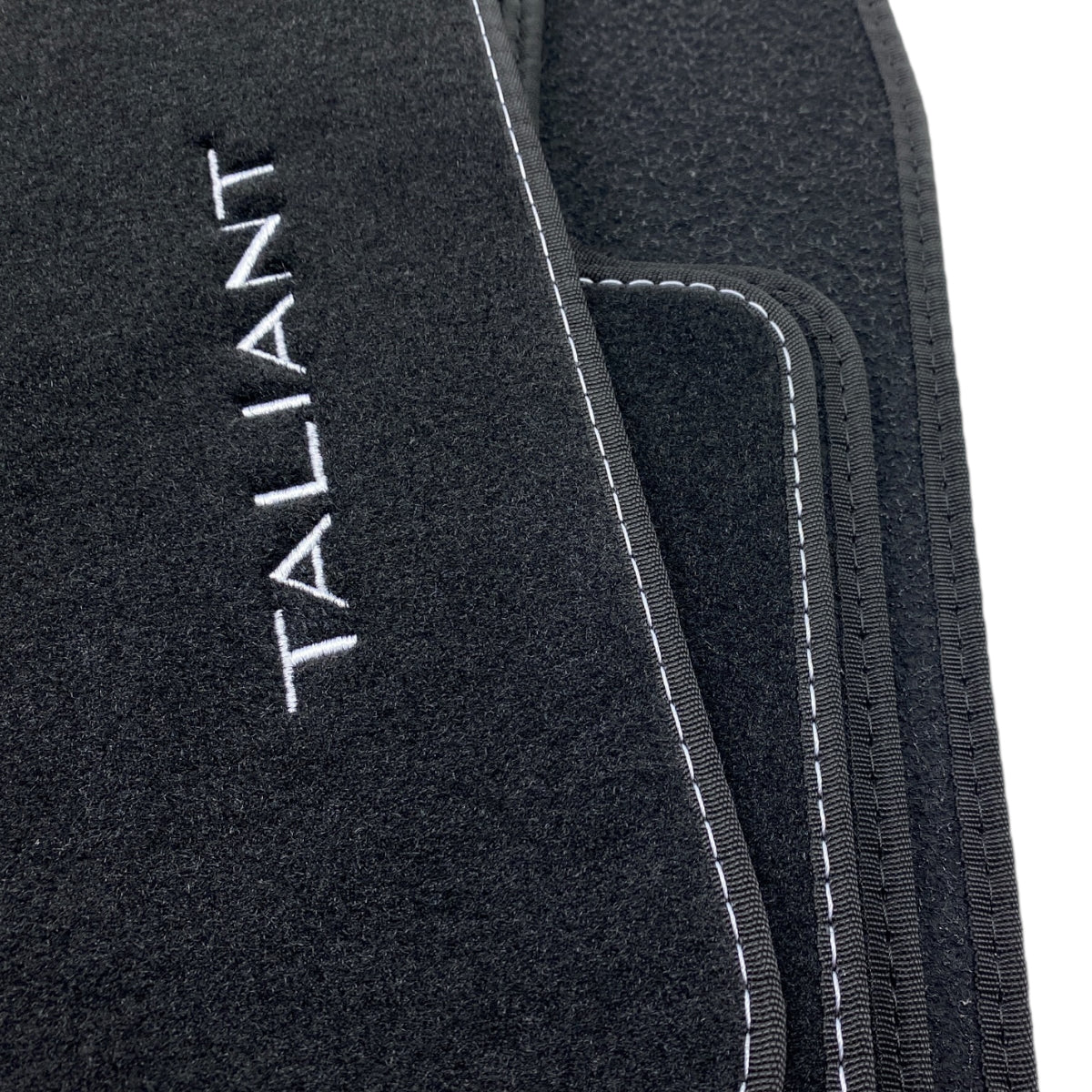 Pièce d'origine Tapis de sol pour Dacia Logan III 749026437R