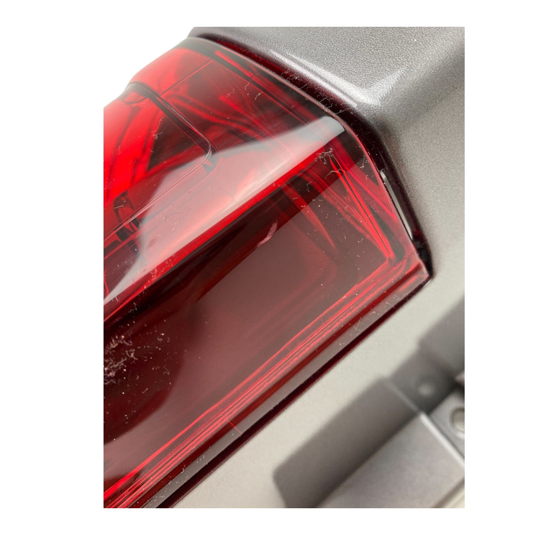 Pièce d'origine Feu arrière gauche pour Renault Trafic III Opel Vivaro B Fiat Talento Nissan NV300 265A64199R