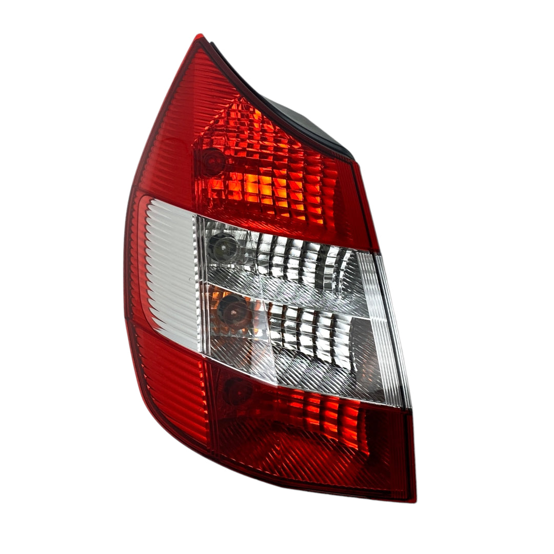 Pièce d'origine Feu arrière gauche pour Renault Scenic II 8200493374