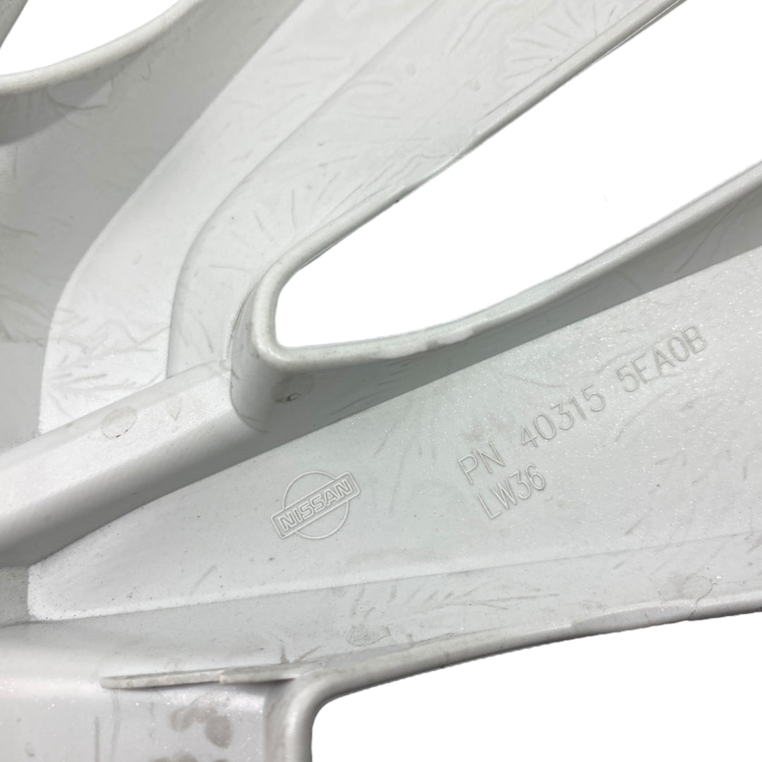 Pièce d'origine Enjoliveur de roue 16 pouces pour Nissan 403155FA0B