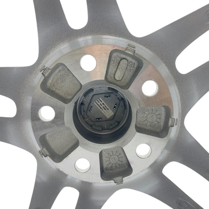 Pièce d'origine Jante alliage 17 pouces pour Renault Clio III RS 8200876150