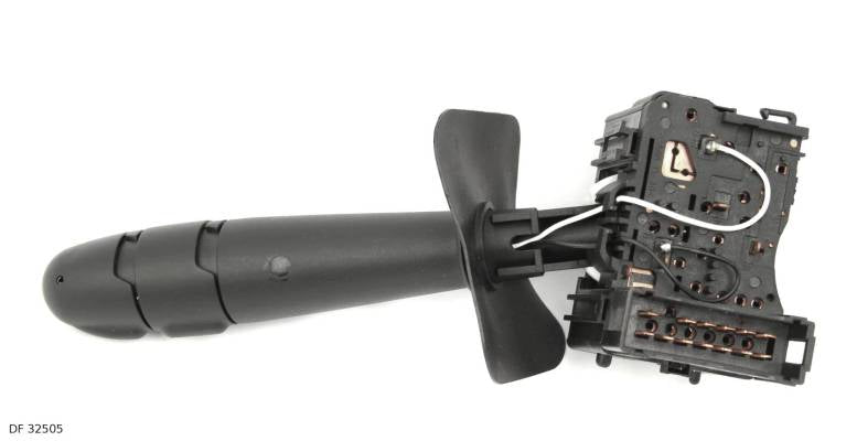 Commodo d’éclairage pour Renault Mégane à partir de 1996, sans commande d’antibrouillards avant, sans avertisseur sonore — DF 32505 — vue 2