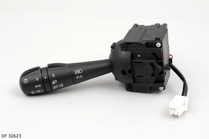 Commodo d’éclairage pour Renault Clio à partir de 2012 et Trafic à partir de 2014, avec commande d’antibrouillards avant — DF 32623 — vue 1