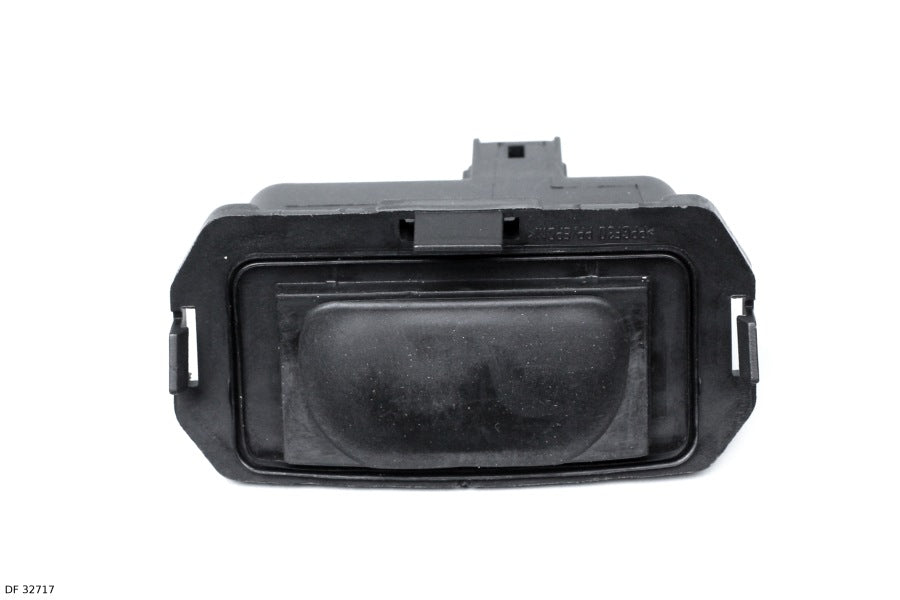 Bouton d’ouverture de coffre pour Renault Laguna à hayon à partir de 2001 — DF 32717 — vue 1