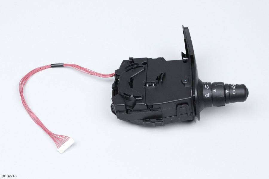 Commodo d’éclairage pour Renault Clio à partir de 2005, avec commande d’antibrouillards avant, sans allumage automatique — DF 32745 — vue 1