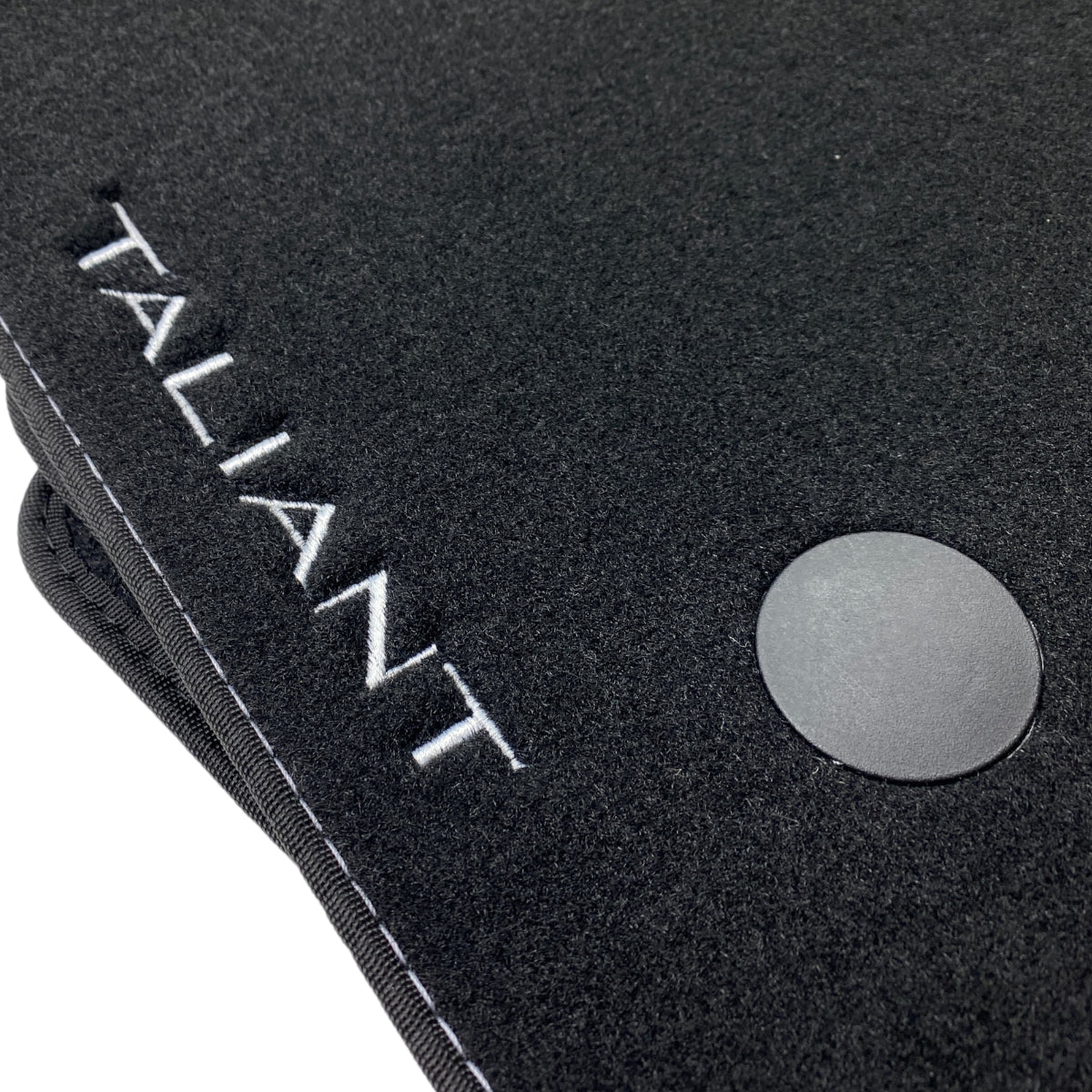 Pièce d'origine Tapis de sol pour Dacia Logan III 749026437R