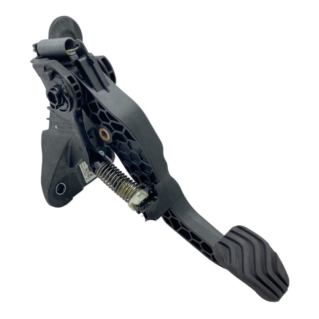 Pièce d'origine Pédale d'embrayage pour Renault Dacia 465037248R