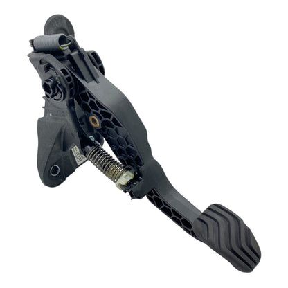 Pièce d'origine Pédale d'embrayage pour Renault Dacia 465037248R
