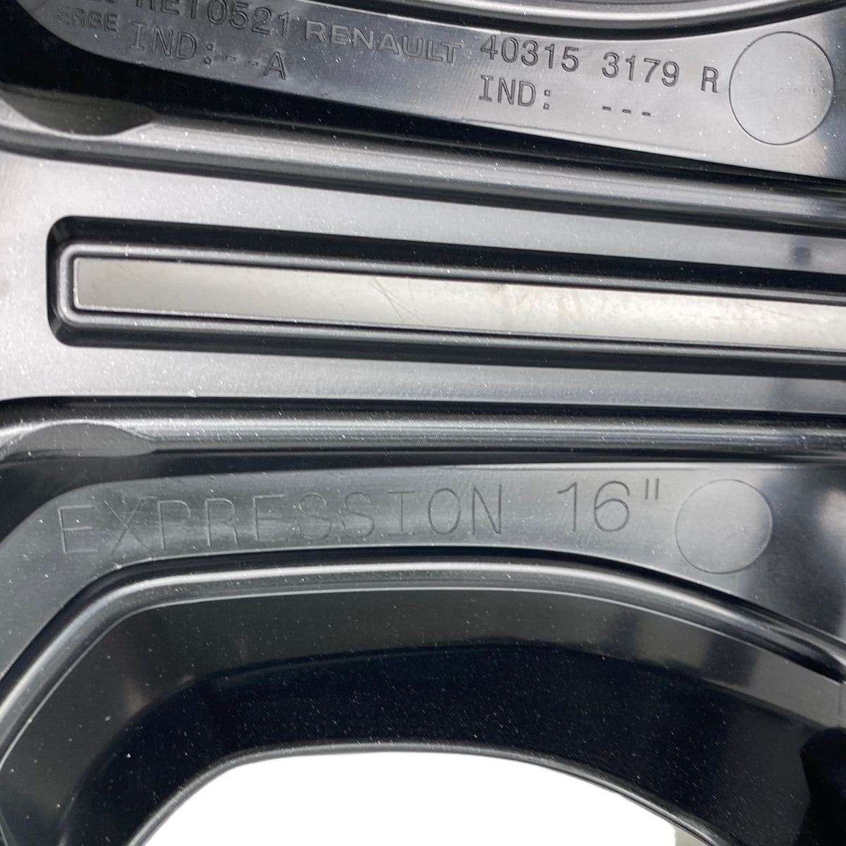 Pièce d'origine Enjoliveur de roue 16 pouces pour Dacia Dokker Lodgy Sandero II 403154297R