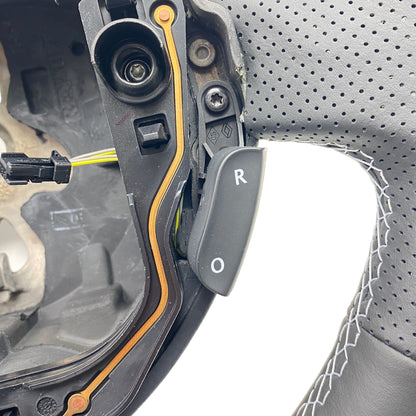 Pièce d'origine Volant pour Renault Clio III RS 484009853R