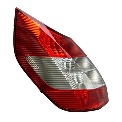 Pièce d'origine Feu arrière gauche pour Renault Scenic II 8200493374