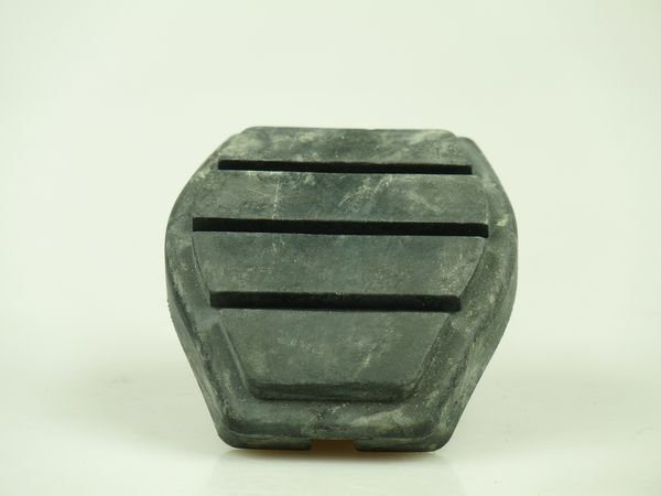 Caoutchouc de pédale de frein — Hutchinson 600176