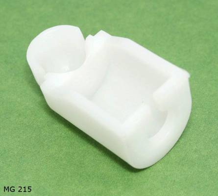 Raccord de câble d’accélérateur — Renault, version courte — MG 215 — vue 1