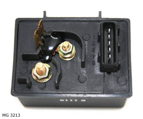 Boîtier de préchauffage — Renault Express, 5 broches — MG 3213 — vue 2