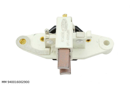 Régulateur de tension d’alternateur — alternateur de type Bosch, Peugeot 205/309/405 jusqu’à 1992 — MM 940016002900 — vue 2