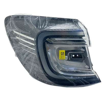 Feu arrière gauche pour Renault Captur II — vue 1