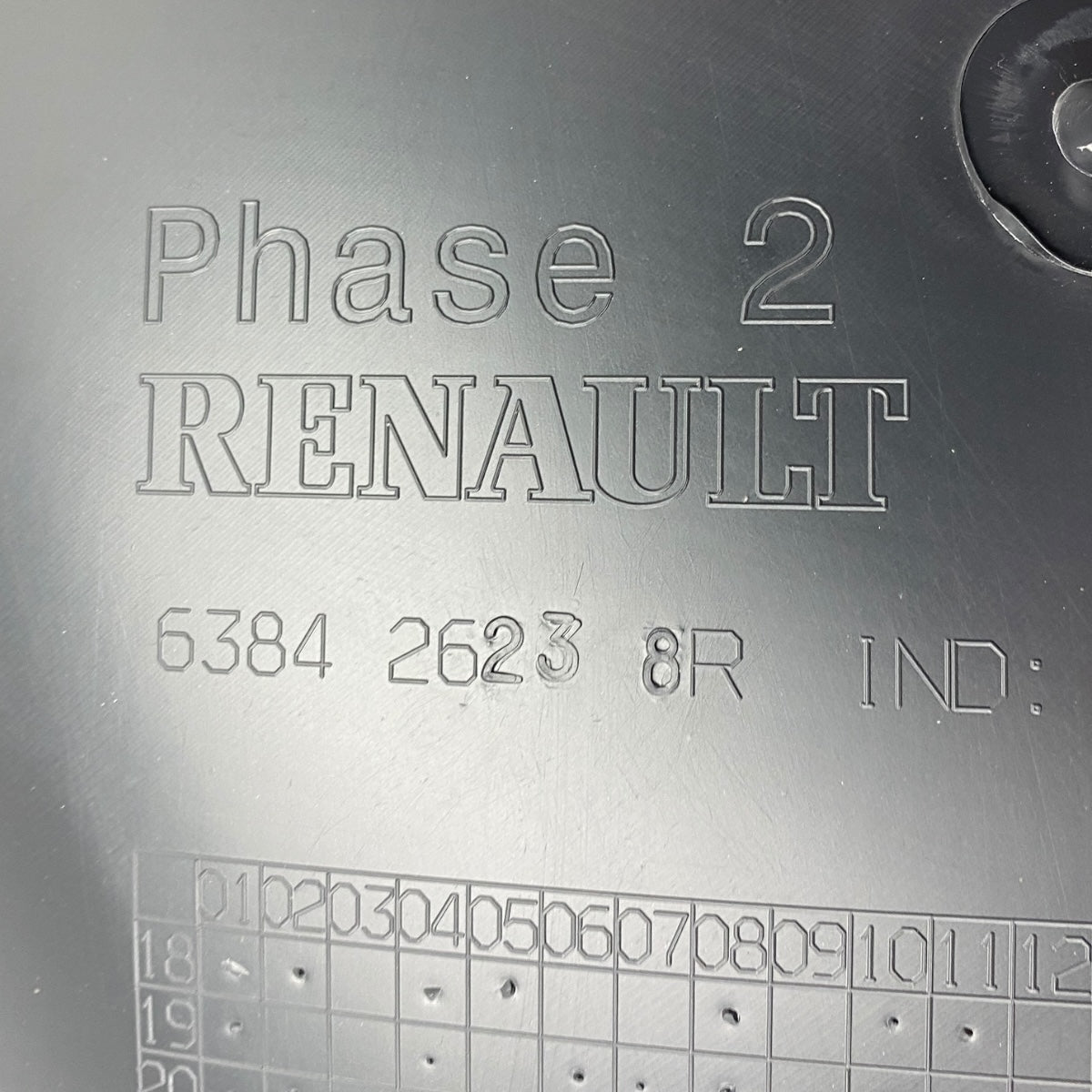 Pare-boue avant droit, partie arrière, pour Renault Master III et Nissan NV400 — vue 11