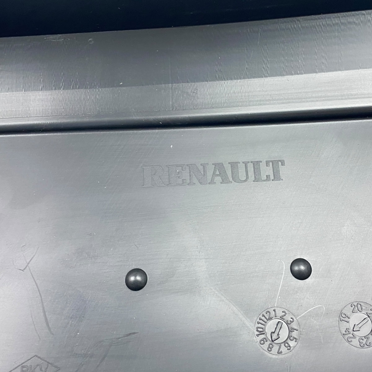 Pare-chocs avant pour Renault Express et Express Van — vue 13