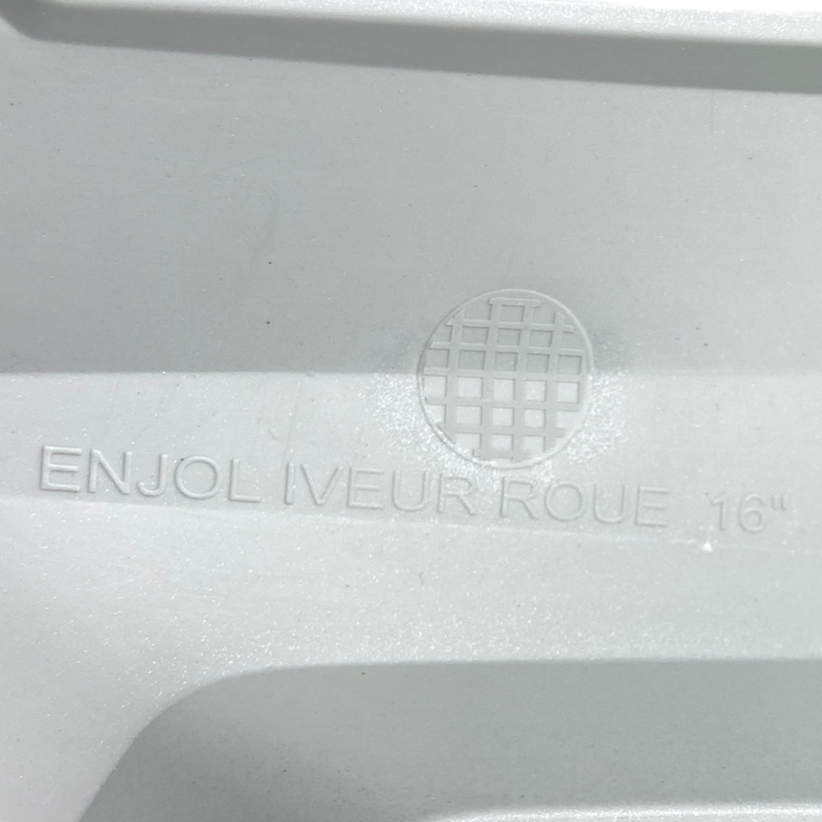 Enjoliveur Saria 16 pouces pour Dacia Sandero III, Logan III et Jogger — vue 13