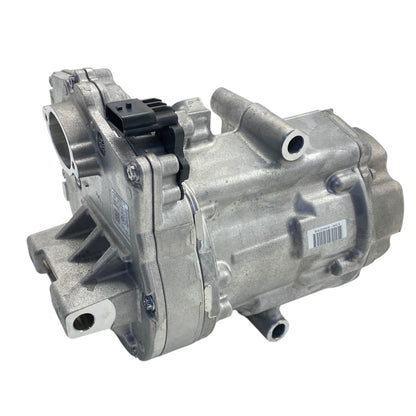 Compresseur de climatisation pour Dacia Duster III, Jogger et Bigster 1.6 E-Tech — vue 7