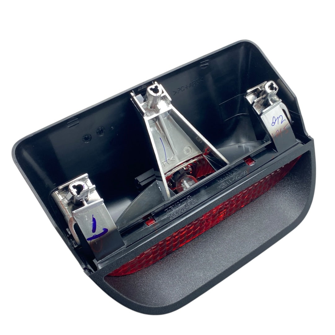 Pièce d’origine — Troisième feu stop Dacia Duster I – 265908454R – Neuf OE