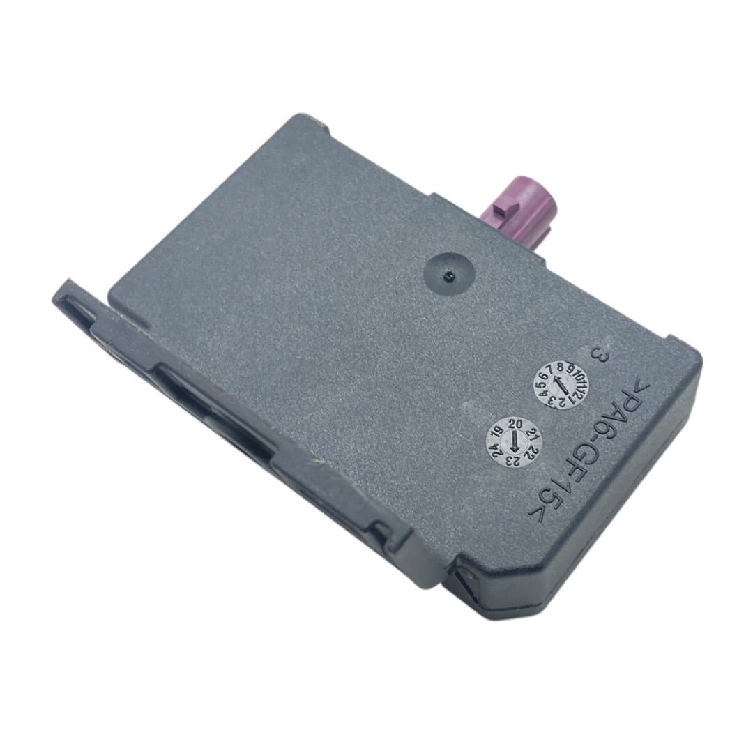 Pièce d’origine — Antenne GPS Renault / Dacia – 282122683R / 282124407R – Neuve OE