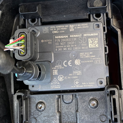 Pare-chocs avant complet pour Renault Mégane E-Tech électrique — vue 14