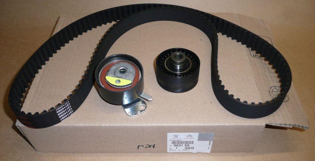 KIT DISTRIBUTION.CITROEN XANTIA,XSARA,PEUGEOT 306 1. 0831.S9 0831S9.