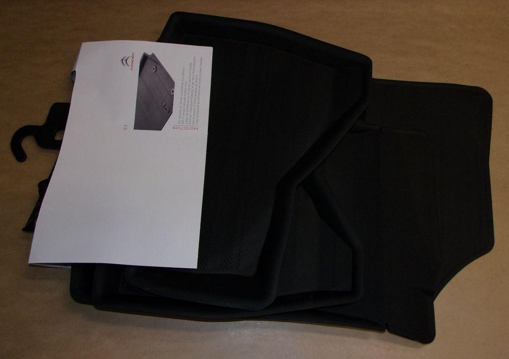 TAPIS EN CAOUTCHOUC COMPLET.CITROEN C1 II 1610824880.