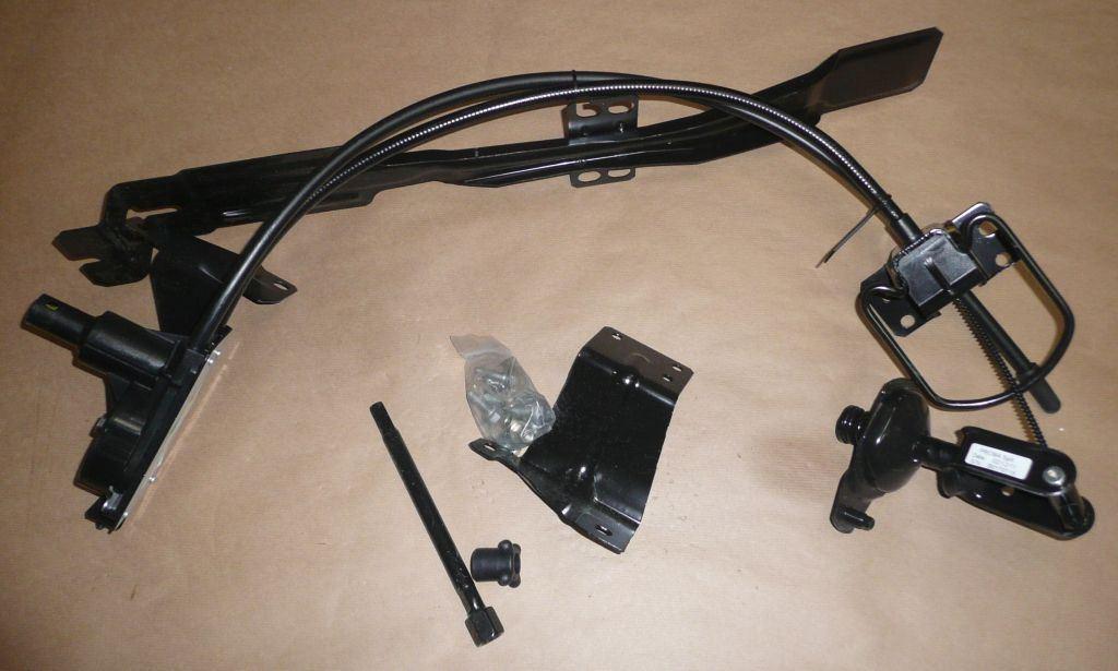 FIXATION DE LA ROUE DE SECOURS.CITROEN JUMPER 1607514380.