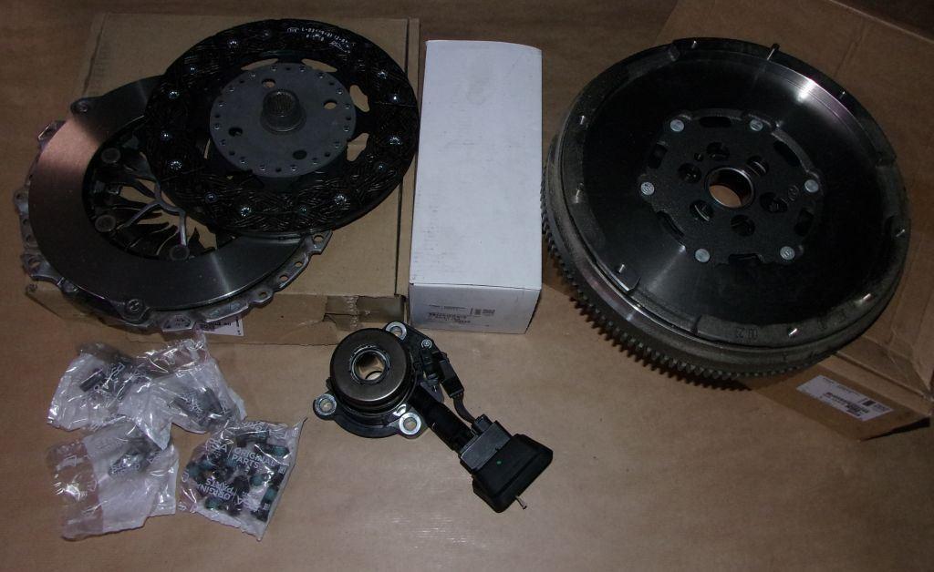 VOLANT MOTEUR BI-MASSE+EMBRAYAGE CITROEN DS3 1 1666762780.