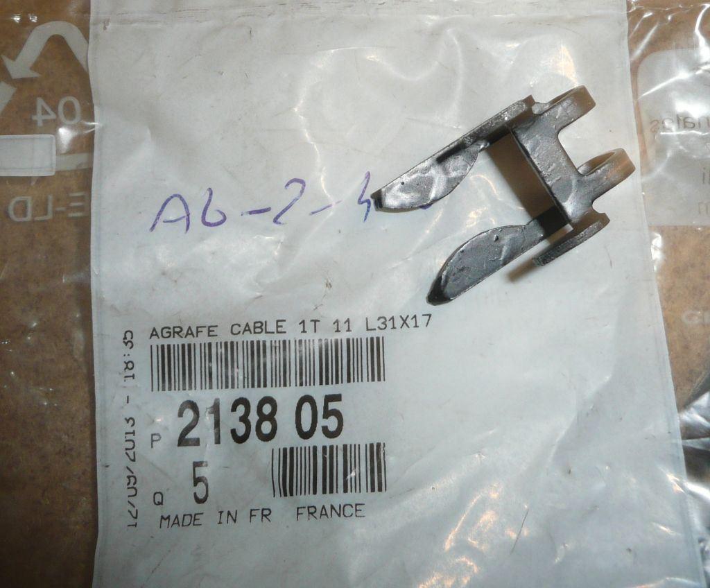 AGRAFFE CABLES D'EMBRAYAGE CITROEN XANTIA 2138.05 213805.