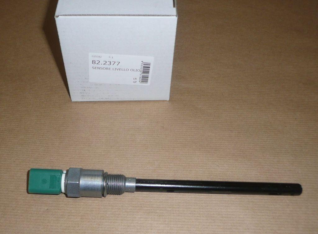 CAPTEUR DU NIVEAU D'HUILE CITROEN C4 II 1.6THP 9806246080.