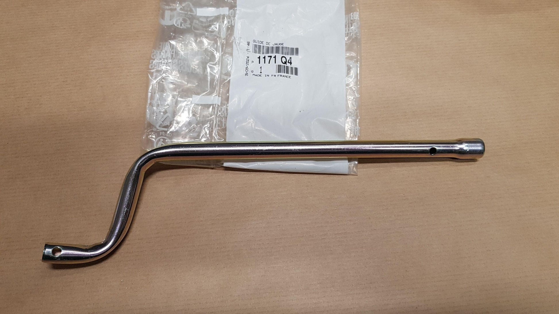 GUIDE DE JAUGE D'HUILE MOTEUR CITROEN BERLINGO 1171.Q4 1171Q4.