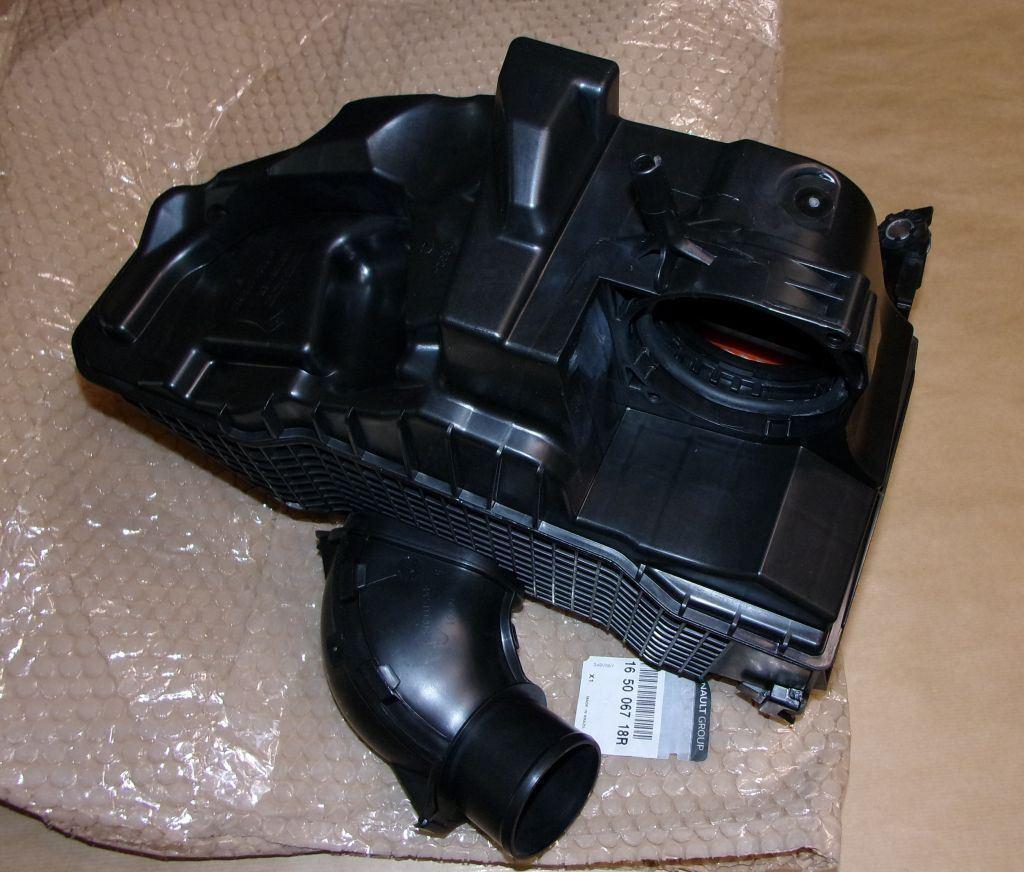 BOITIER DE FILTRE A AIR.DACIA SANDERO 1.0 165006718R.