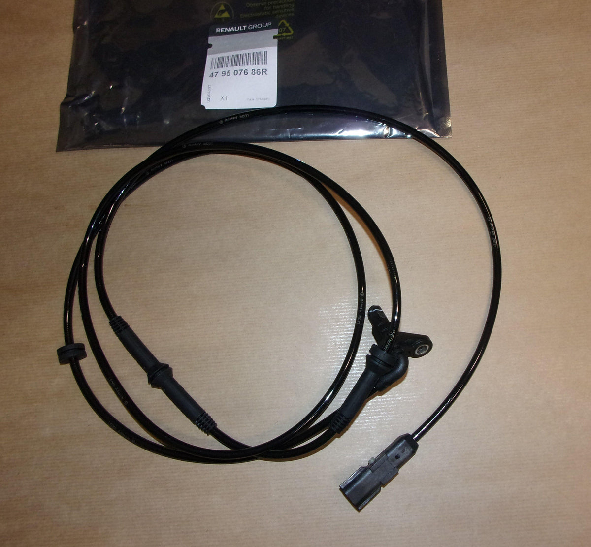 CAPTEUR ABS DACIA LODGY ARRIERE DROIT 479507686R.