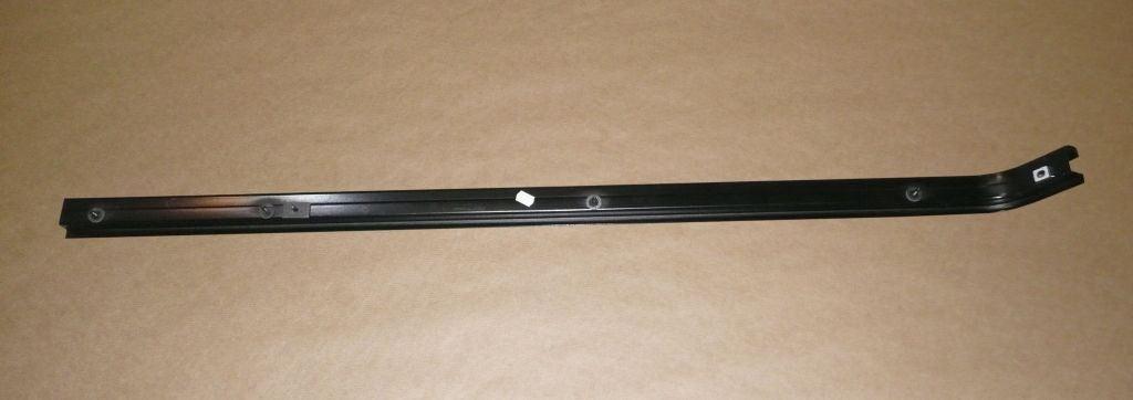 GUIDE PORTES COULISSANTE.RENAULT MASTER III 777610002R.