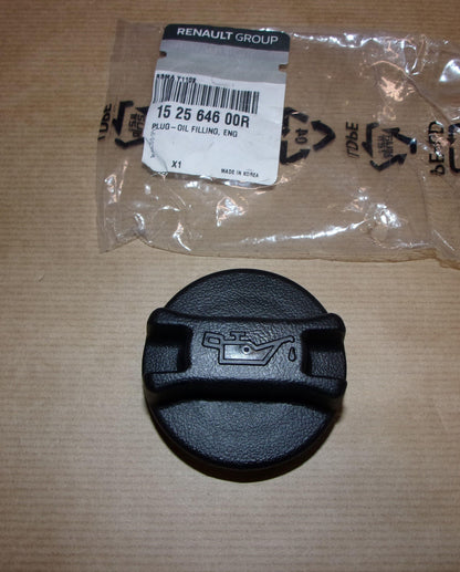BOUCHON DE RÉSERVOIR D'HUILE RENAULT 1.6 152564600R.