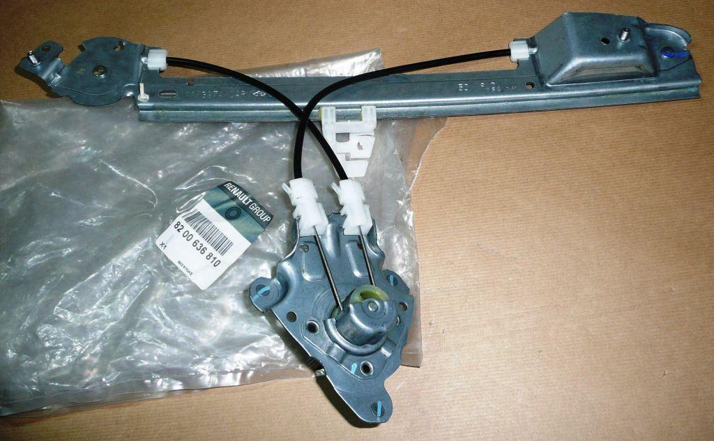 LEVE-VITRE ÉLECTRIQUE.RENAULT SCENIC II DROIT 8200636810.