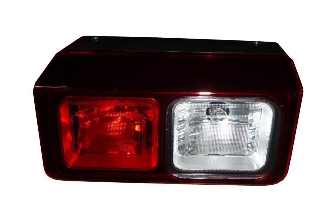 FEU ARRIERE RENAULT TRAFIC III GAUCHE INFÉRI 265598668R.
