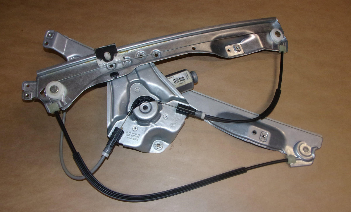 LEVE-VITRE ÉLECTRIQUE.RENAULT CLIO III DROIT A 8200291147.