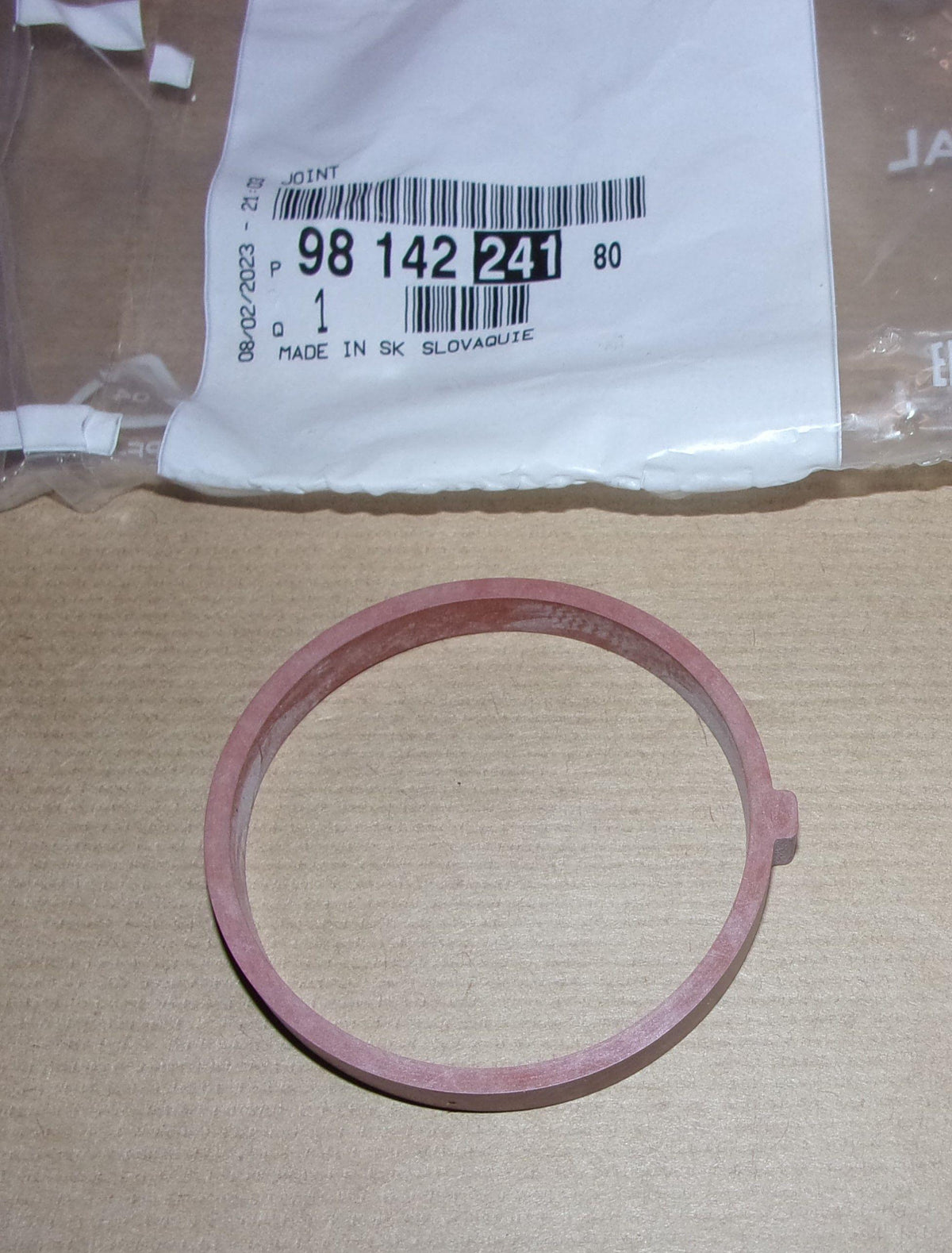JOINT DE CORPS DE PAPILLON.PEUGEOT 5008 II 9814224180.