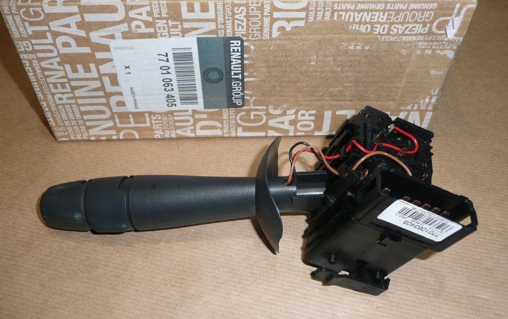 COMODO DES PHARES RENAULT TWINGO II 7701063405.