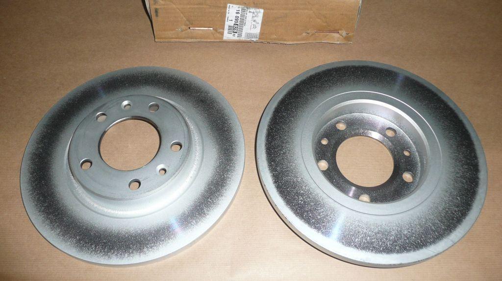DISQUE DE FREIN.CITROEN BERLINGO III,C4 PICASS 1609582880.