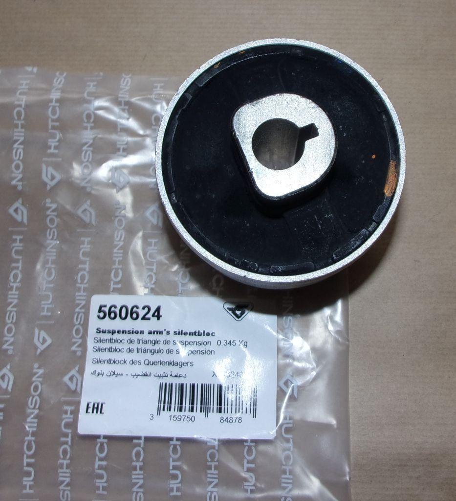 SILENTBLOCK DE TRIANGLE RENAULT ESPACE V, SCEN 545609807R.