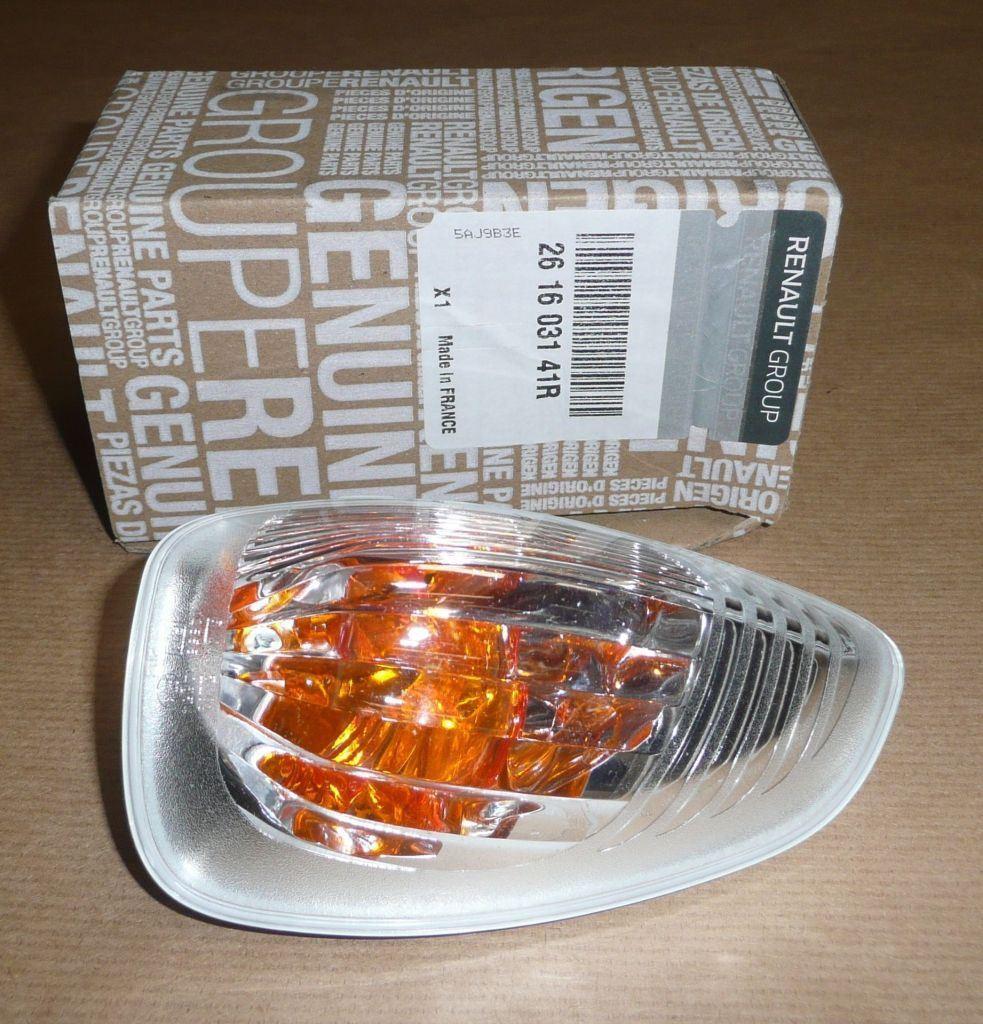 FEU DE CLIGNOTANT RENAULT MASTER III DROITE 261603141R.