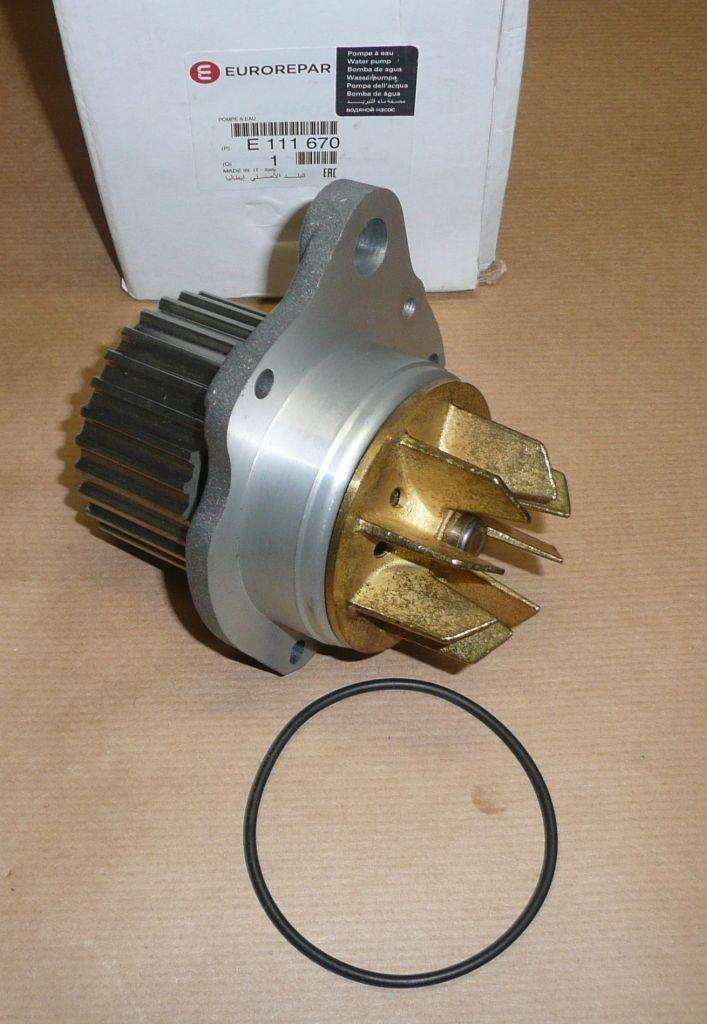 POMPE A EAU CITROEN XANTIA,XM PEUGEOT 406,605 3.0 V6 E111670.