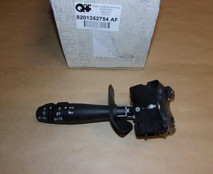 COMODO DES PHARES RENAULT KANGOO,MEGANE,SCENIC 8201352754.