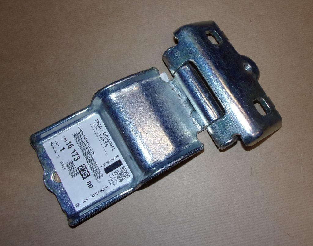 CHARNIERE DE PORTE CITROEN JUMPER III,PEUGEOT BOXER 1617323580.